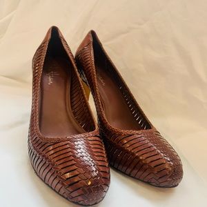 Cole Haan haurache style heel